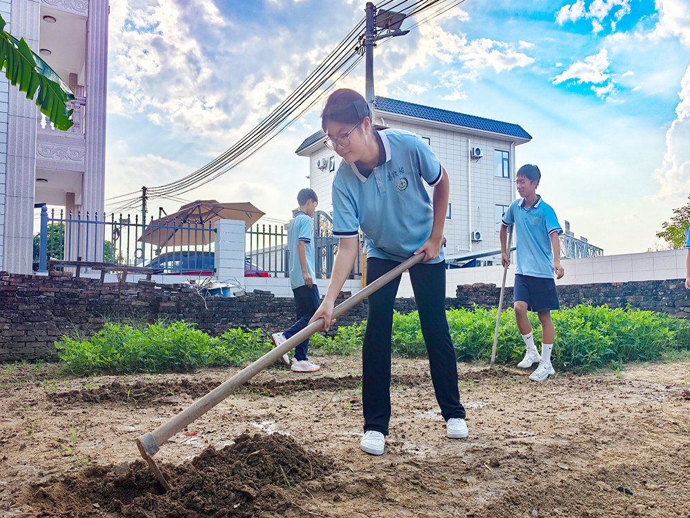 荆门正规叛逆期孩子培训学校联系电话与择校指南